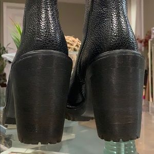Dr marten boots
